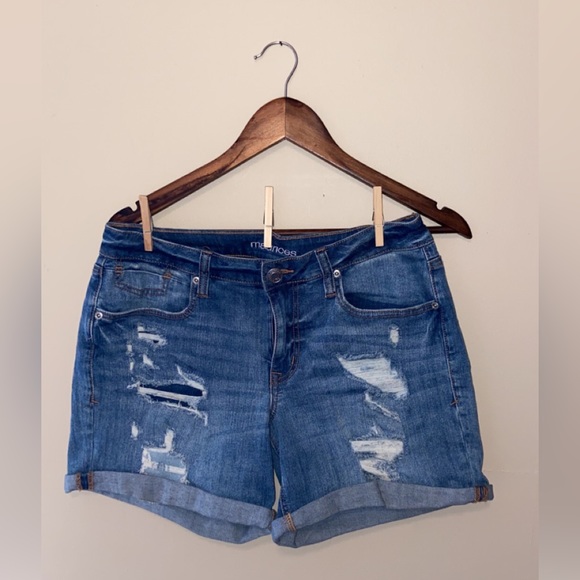 Maurices Pants - Maurices size 2 distressed shorts